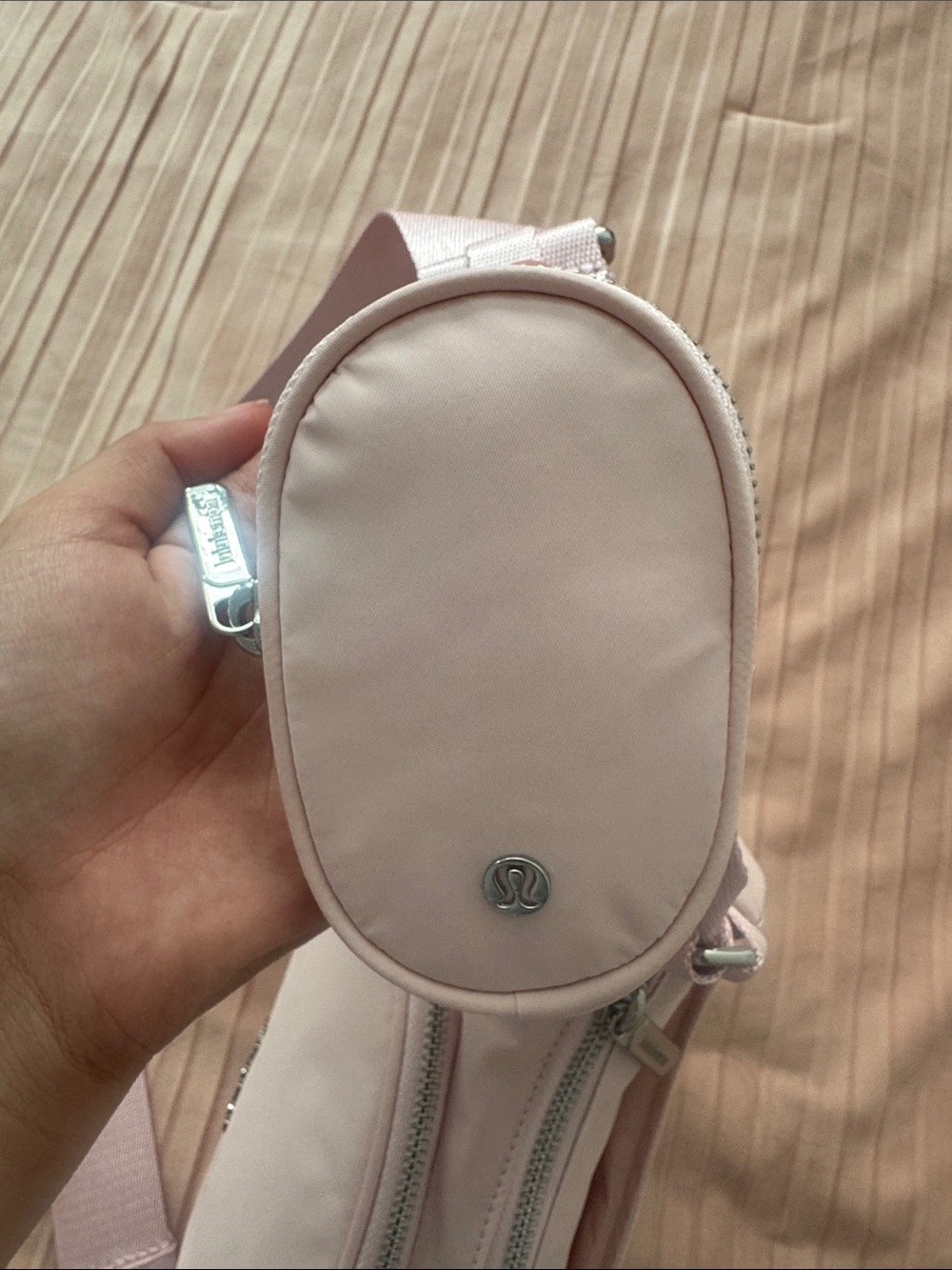 NWT Crossbody Bag with Nano Pouch 2L- Pink - Picture 8 of 12